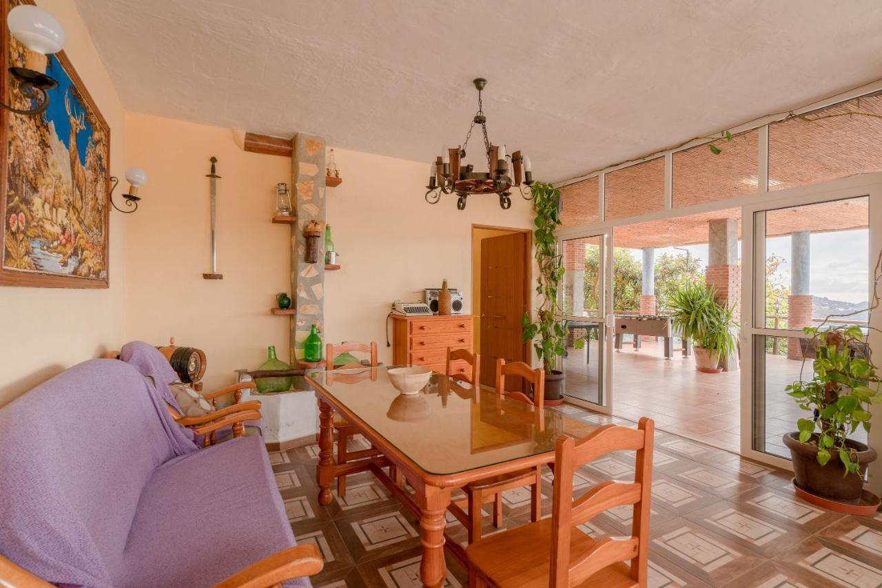 Villa Cortijo la Encina Sayalonga Exterior foto