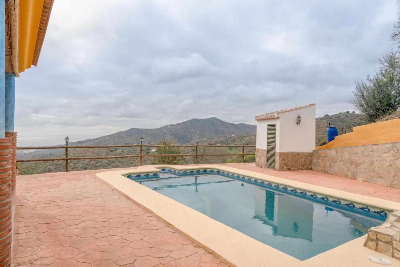 Villa Cortijo la Encina Sayalonga Exterior foto